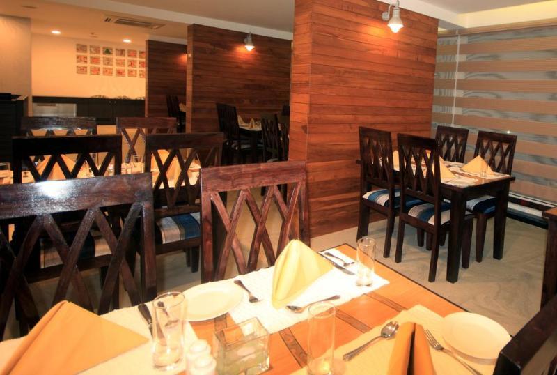 The Fern Residency, Miramar Hotel Panaji Ngoại thất bức ảnh