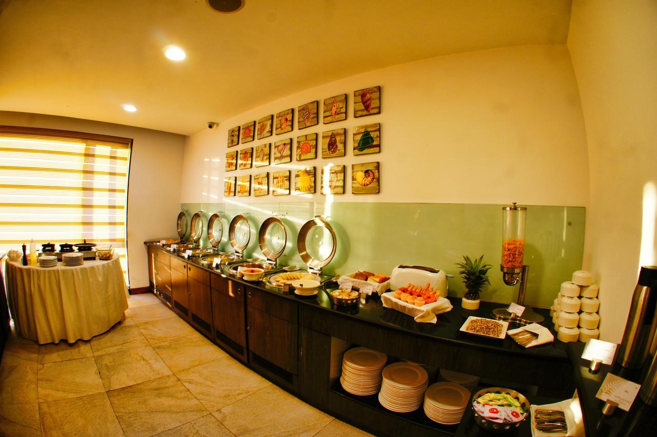 The Fern Residency, Miramar Hotel Panaji Ngoại thất bức ảnh
